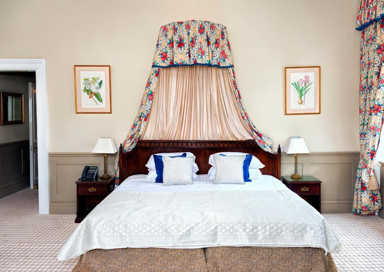 Willington Hall Hotel Tarporley Buitenkant foto