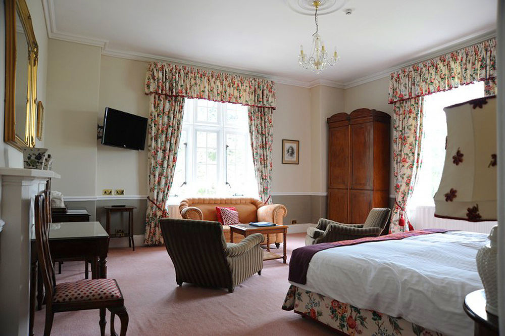Willington Hall Hotel Tarporley Buitenkant foto