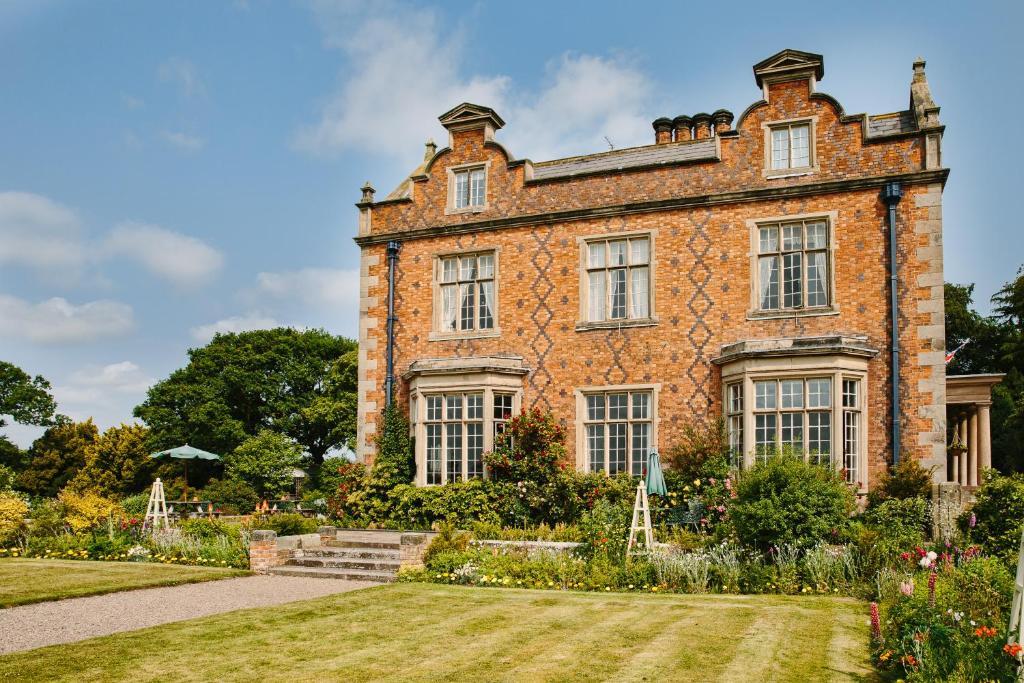 Willington Hall Hotel Tarporley Buitenkant foto