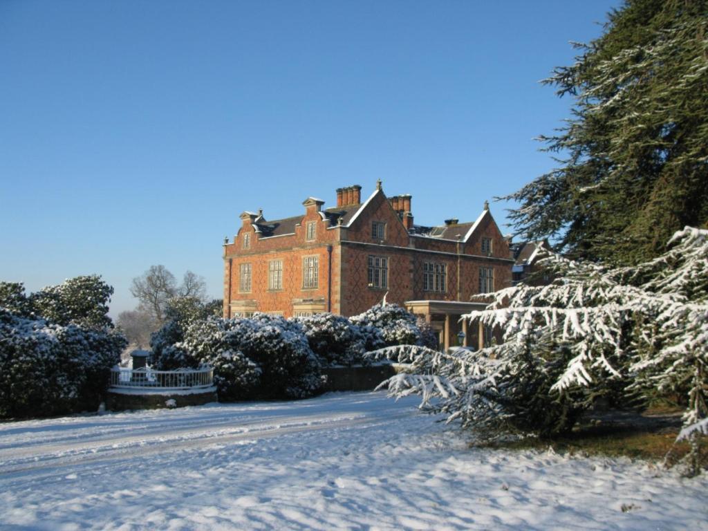 Willington Hall Hotel Tarporley Buitenkant foto