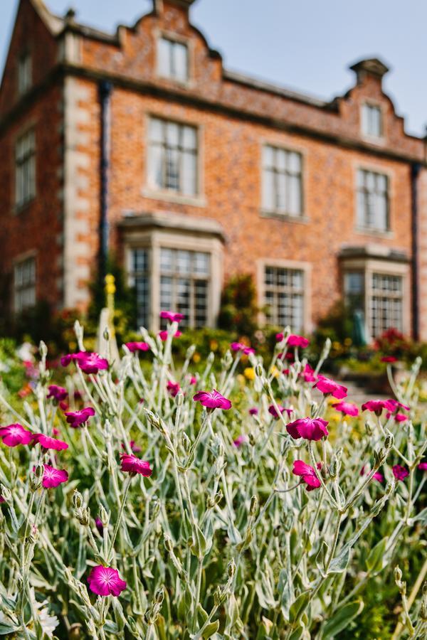 Willington Hall Hotel Tarporley Buitenkant foto
