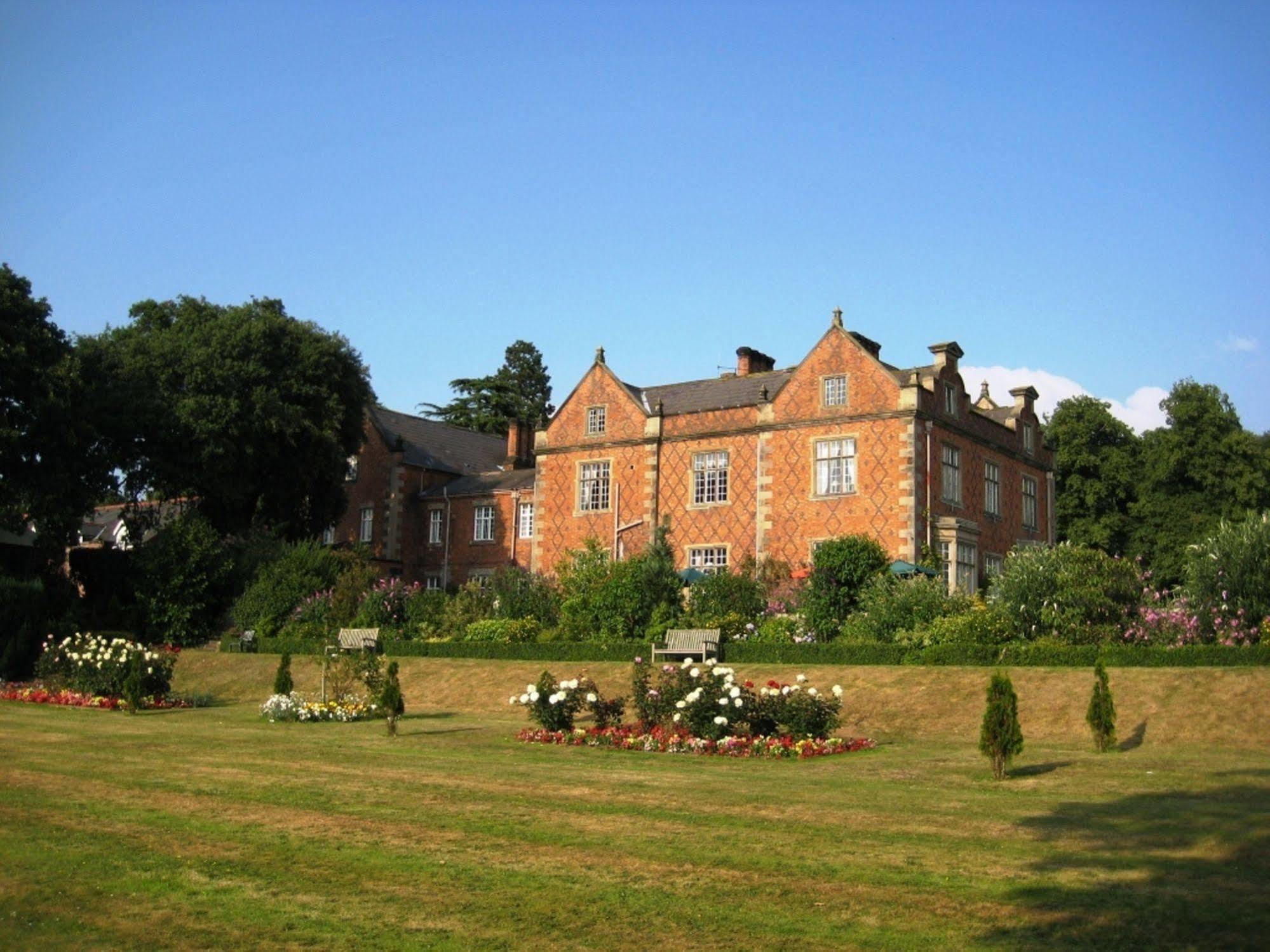 Willington Hall Hotel Tarporley Buitenkant foto